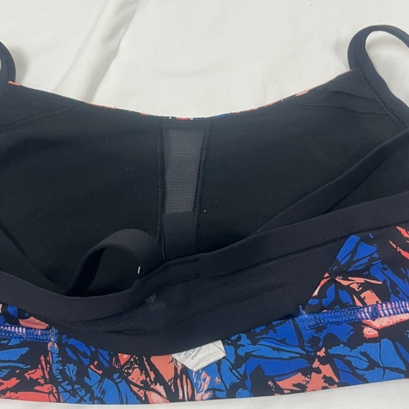 Lululemon Rise and Run Bra Sz 4 Mini Paint Harbor Blue Multi Black Strap - Picture 9 of 10